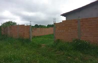 Imagem 2: Venda urgente. Piscina, 1 Banheiroe3 Dormitórios