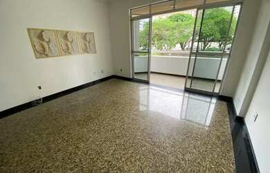 Imagem: O apartamento possui 3 Dormitórios, 3 Banheiros, 2 Vagas na