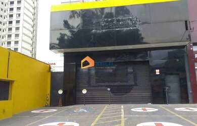 Imagem: O depósito possui 5 Vagas na garagem, 450m² de Área e está