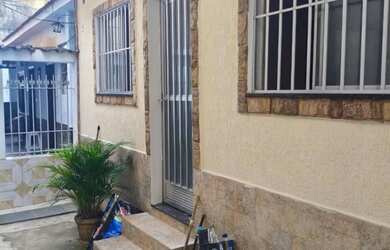 Imagem: A casa possui 2 Dormitórios, 1 Banheiro e 50m² de Área e