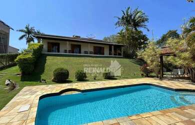 Imagem: A casa em condomínio possui 3 Dormitórios, 3 Banheiros, 4