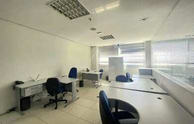 Imagem 5: Salas comerciais no Centro