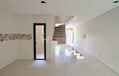 Imagem 11: Sobrado à venda, no Bairro Nova Rússia, PONTA GROSSA - PR