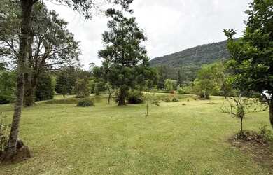 Imagem 9: Sítio - Bairro Linha 28. Piscina, Varanda, Área de serviçoe25.960m²...