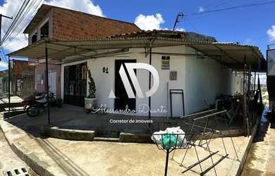 Imagem: A casa à venda possui 2 Dormitórios, 1 Banheiro, 1 Vaga na