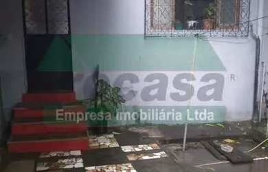 Imagem 2: ALUGA-SE CASA SEMI MOBILIADA / $1.100,00 / Centro