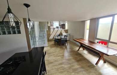 Imagem 4: Sobrado de Alto Padrão Semi Mobiliado com 3 Suítes, Churrasqueira