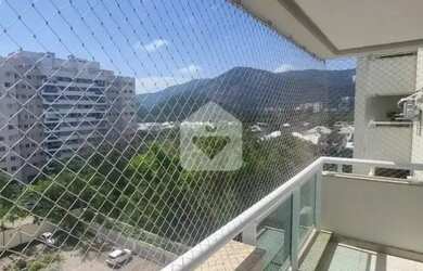 Imagem: O apartamento possui 2 Dormitórios, 2 Banheiros, 1 Vaga na