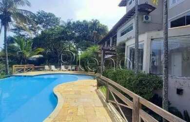 Imagem: A casa em condomínio possui 5 Dormitórios, 5 Banheiros, 4