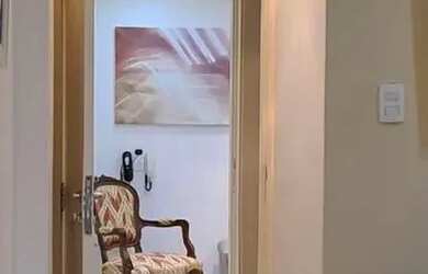 Imagem: O depósito à venda possui 1 Vaga na garagem e 30m² de Área