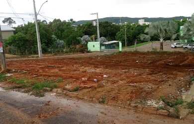 Imagem: O terreno possui 300m² de Área e está localizado em São