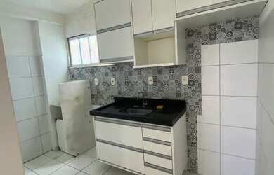 Imagem: O apartamento possui 2 Dormitórios, 1 Banheiro e 1 Vaga na