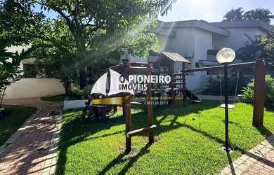 Imagem: A casa em condomínio possui 3 Dormitórios, 2 Banheiros, 2