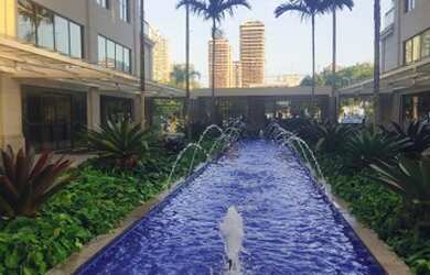 Imagem: O depósito possui 4 Vagas na garagem, 136m² de Área e está