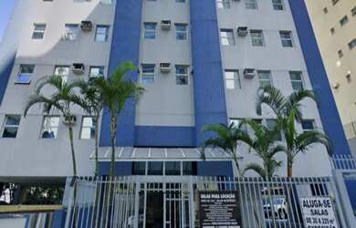 Imagem: O depósito possui 4 Vagas na garagem, 135m² de Área e está