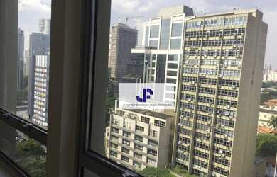 Imagem: O depósito possui 2 Vagas na garagem, 220m² de Área e está