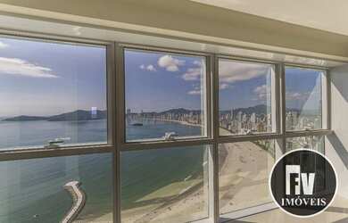 Imagem: O apartamento possui 3 Dormitórios, 4 Banheiros, 3 Vagas na