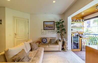 Imagem: O apartamento possui 3 Dormitórios, 2 Banheiros, 2 Vagas na