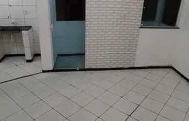 Imagem: Casa na Atalaia. Água e energia inclusos