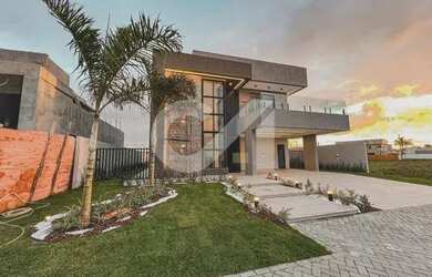 Imagem: A casa em condomínio possui 4 Dormitórios, 5 Banheiros, 4