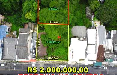 Imagem: O terreno possui 667m² de Área e está localizado em Centro