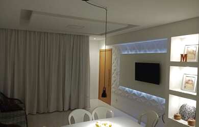 Imagem: A casa possui 2 Dormitórios, 4 Banheiros, 2 Vagas na garagem