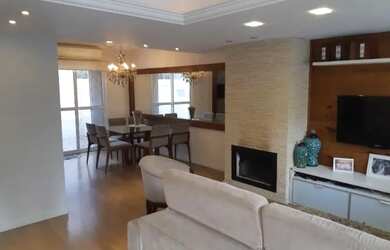 Imagem: A casa em condomínio e possui 3 Dormitórios, Suítes, 3 Banheiros