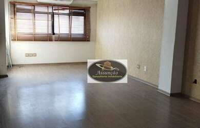 Imagem: O depósito possui 1 Vaga na garagem e 50m² de Área e está