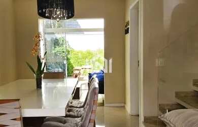 Imagem: A casa em condomínio possui 3 Dormitórios, 3 Banheiros, 2