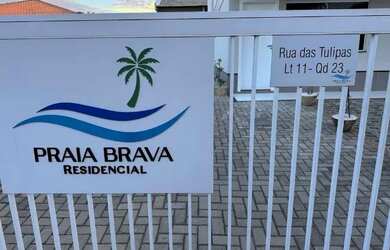 Imagem: A casa em condomínio possui 2 Dormitórios, 3 Banheiros, 1