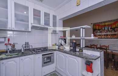 Imagem 5: Alugo Casa no Floramar. Piscina, Churrasqueira, 240m² de Áreae2 Vagas...