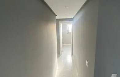 Imagem: O apartamento possui 3 Dormitórios, 1 Banheiro, 1 Vaga na garagem