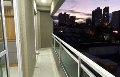 Imagem: O apartamento possui 1 Dormitório, 1 Banheiro, 1 Vaga na garagem