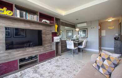 Imagem: O apartamento possui 3 Dormitórios, 2 Banheiros, 2 Vagas na