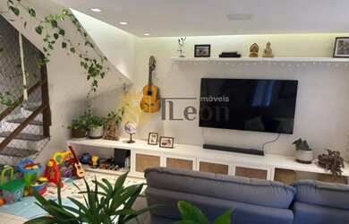 Imagem: A casa em condomínio possui 4 Dormitórios, 1 Banheiro, 4 Vagas