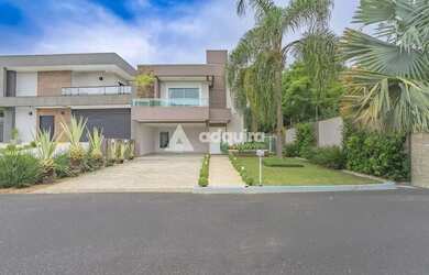 Imagem: A casa em condomínio possui 3 Dormitórios, 5 Banheiros, 2