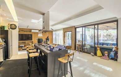 Imagem 15: SANTA MÔNICA JARDINS-Casa com 5 quartos à venda, 906 m² por R$ 13.000.000...