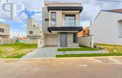 Imagem: A casa em condomínio possui 3 Dormitórios, 4 Banheiros, 2