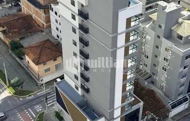 Imagem: O apartamento possui 3 Dormitórios, 1 Banheiro, 2 Vagas na
