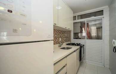 Imagem 11: Apartamento no Edifício Orbit: Oportunidade de Venda e Locação em Ponto Estratégico de Cur