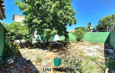 Imagem 7: Casa de Esquina à Venda na Praia do Morro - 375m², 2 Quartos, Aceita Imóvel como Parte do