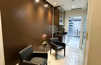 Imagem 8: Wall Street sala decorada PORTEIRA FECHADA