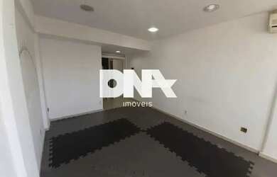 Imagem: O depósito possui 30m² de Área e está localizado em Tijuca