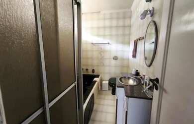 Imagem 13: Casa ampla com 4 dormitórios para locação na Trindade - Ideal para...