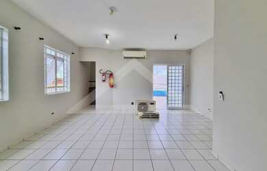 Imagem: O depósito possui 20m² de Área e está localizado em Vila