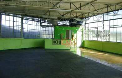 Imagem: O depósito possui 300m² de Área e está localizado em Vila