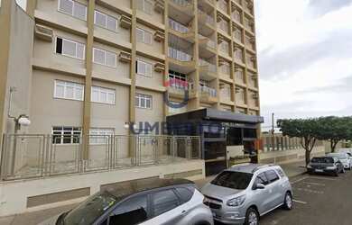 Imagem: O apartamento possui 3 Dormitórios, 3 Banheiros, 2 Vagas na