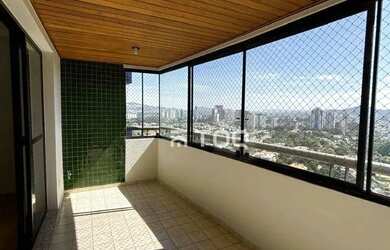 Imagem: O apartamento possui 4 Dormitórios, 4 Banheiros, 3 Vagas na