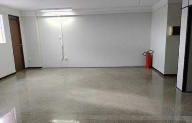 Imagem 14: Vendo Sala de 80 mts no Royal trade center frente o/ Epitácio