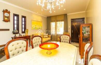 Imagem: A casa em condomínio possui 3 Dormitórios, 2 Banheiros, 2